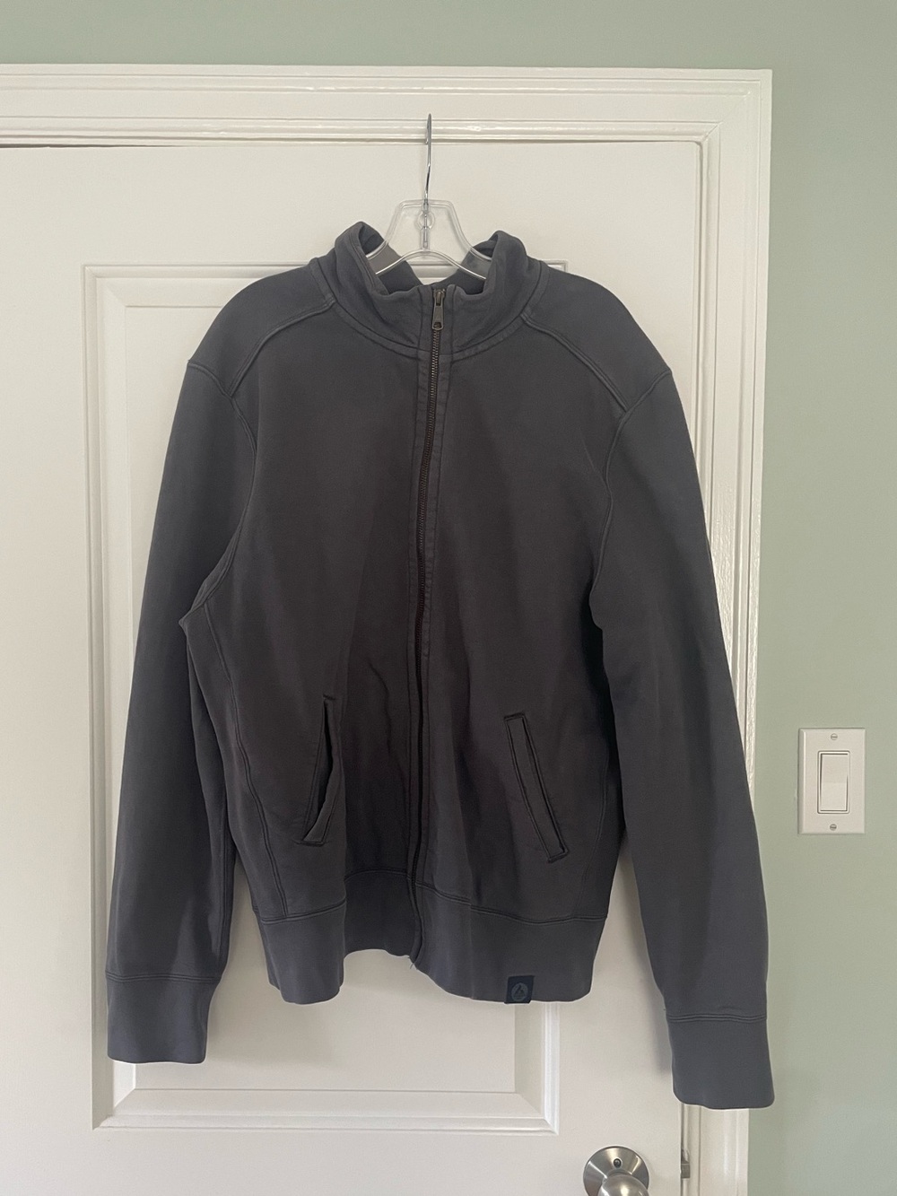 American Giant dark grey zip up sweatshirt XL